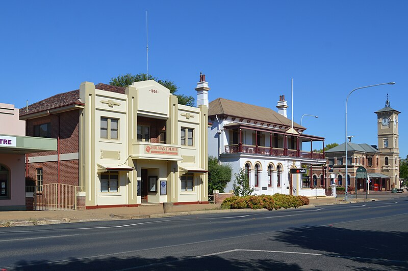 File:Cootamundra Building A 004.jpg