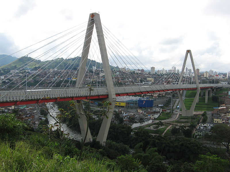 Archivo:El Viaducto, Pereira, Colombia.jpg