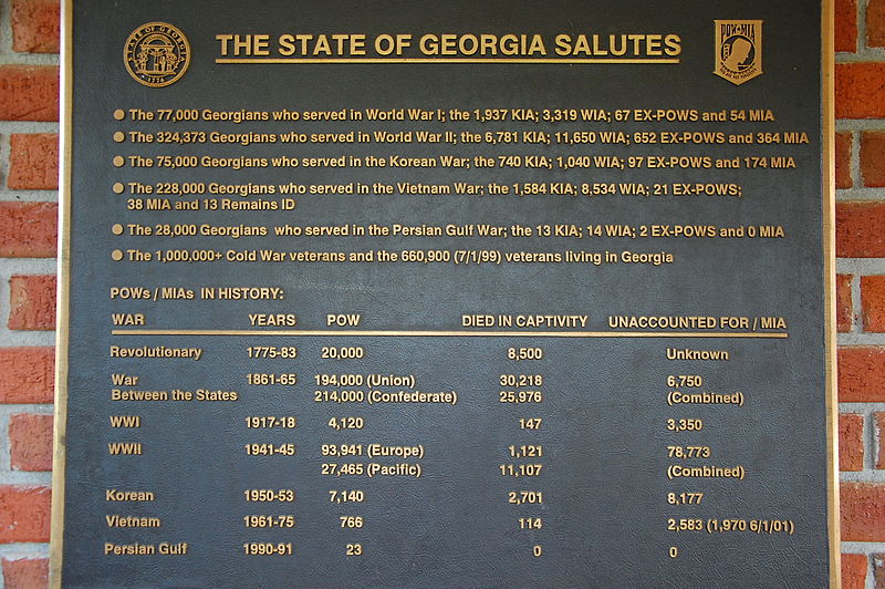 File:Georgia salutes soldiers.jpg