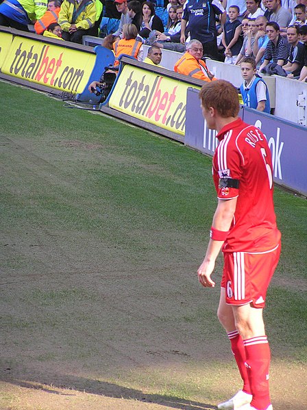 File:Riise in Liverpool FC.jpg