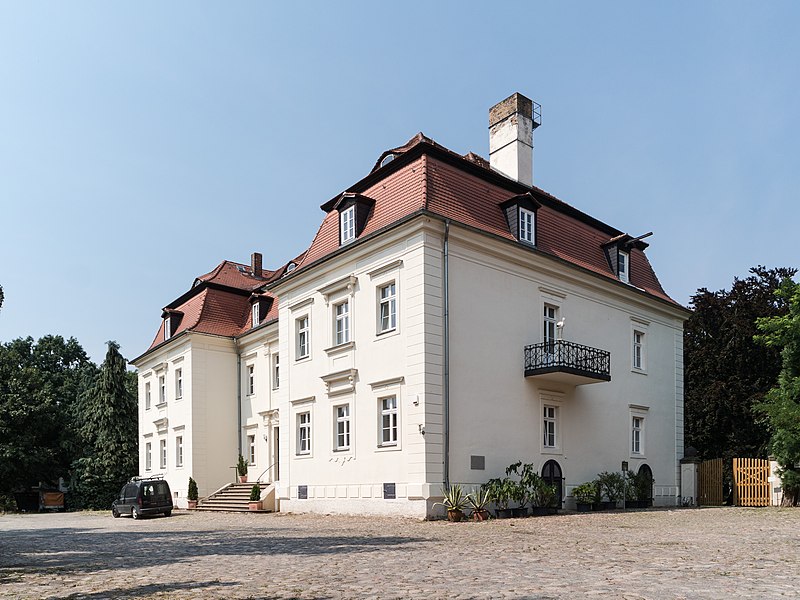 File:Markkleeberg Schloss.jpg