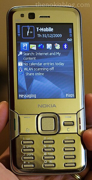 File:Nokia N82 (front view).jpg