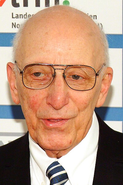 File:Ralph-Baer.jpg