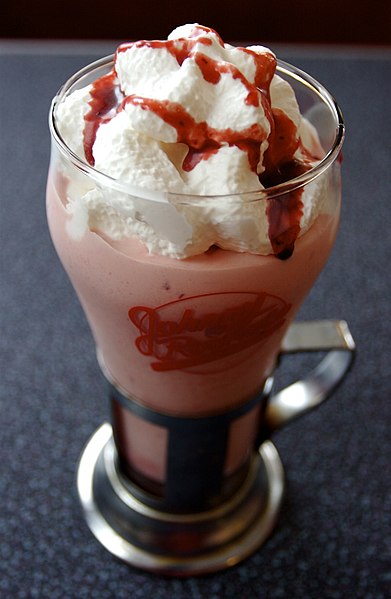 File:Strawberry milkshake.jpg