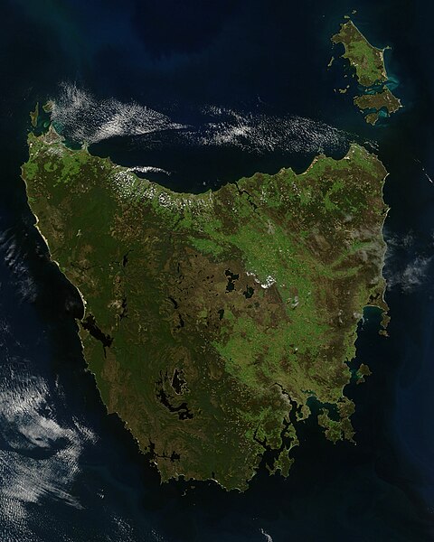 File:Tasmania.A2005320.2355.250m.jpg