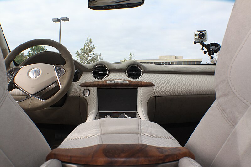 File:Fisker Karma Interior.JPG