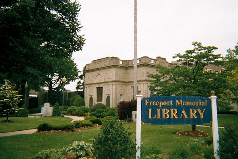 File:Freeport Library-1-.JPG