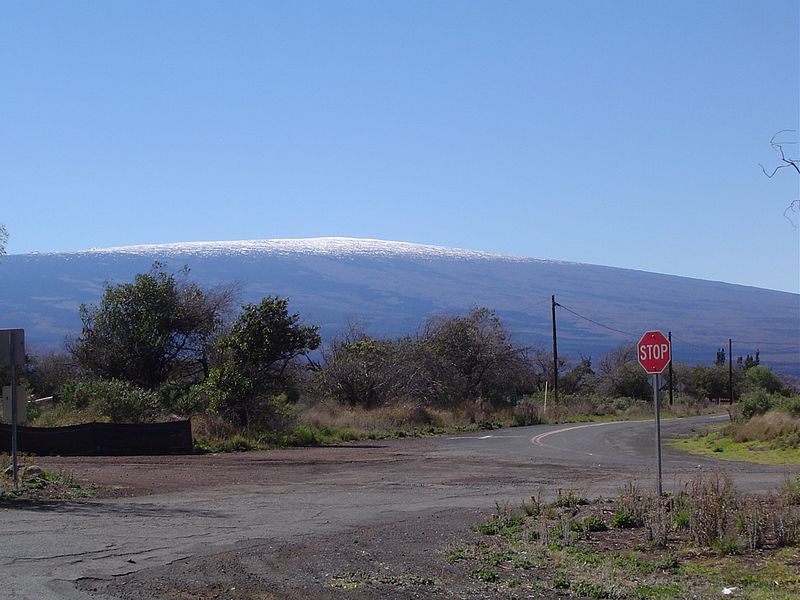 File:Mauna Loa.jpg