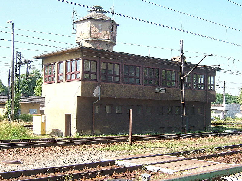 File:Signal box kr1.jpg