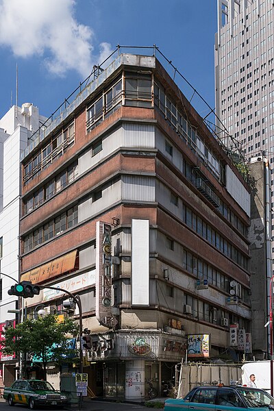 File:Yoyogi-Kaikan-Building-01.jpg