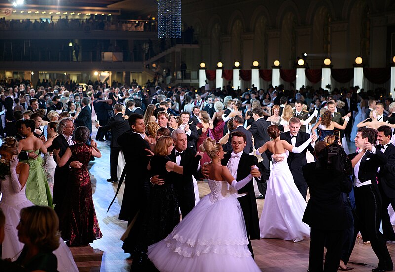 Файл:Vienna Ball in Moscow.jpg