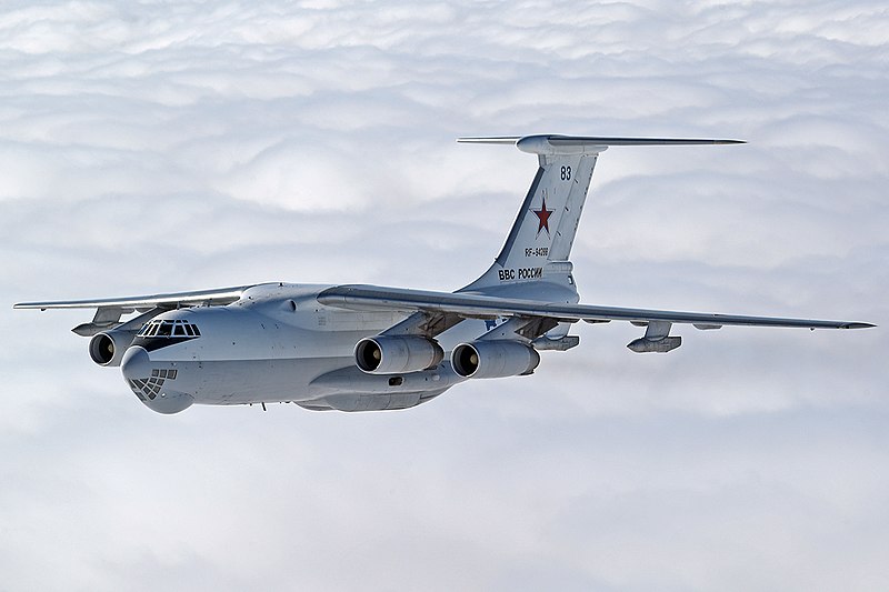 Файл:Il-78Flight2019-02.jpg