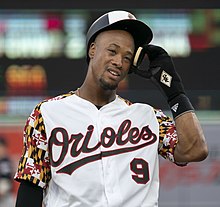 Keon Broxton (48156698006) (cropped).jpg