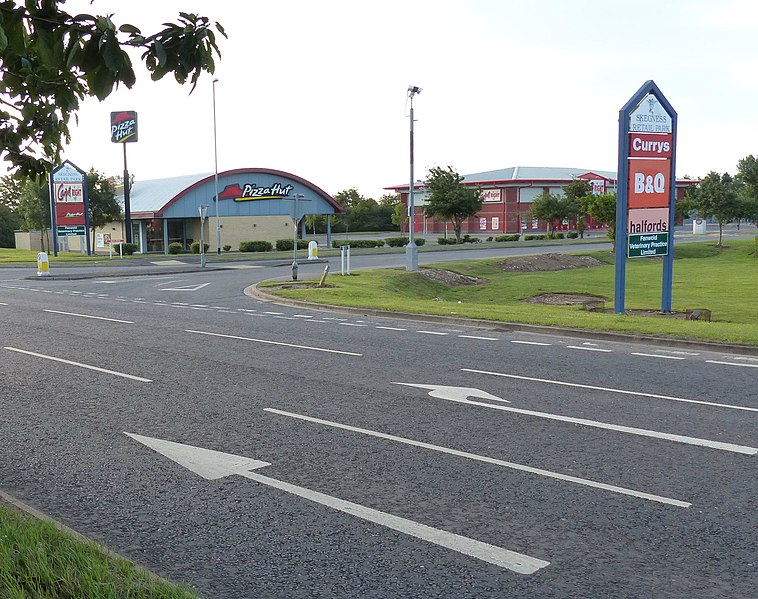 File:Skegness Retail Park.jpg