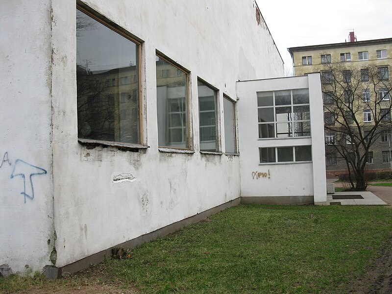 Файл:Vyborg-library-2008.jpg