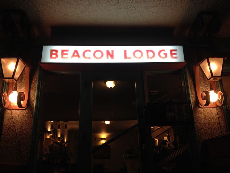 File:Beacon Lodge Sign.JPG