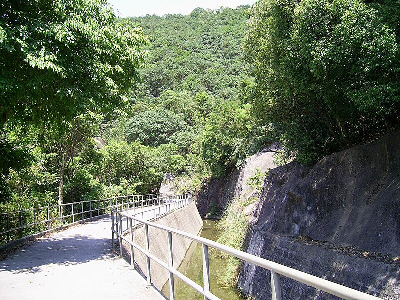 File:HK LionRockCountryPark CatchmentArea.JPG