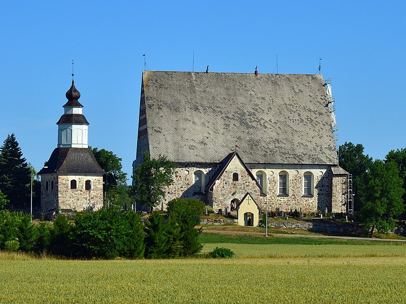 File:Sagu kyrka.jpg