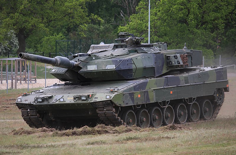 Файл:Stridsvagn 122 Revinge 2019-3.jpg