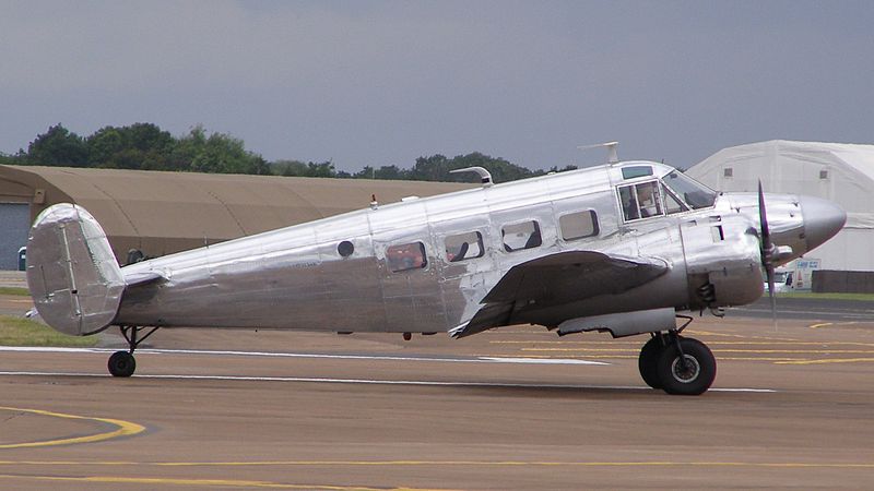 Archivo:Beech18-N45CF-990.jpg