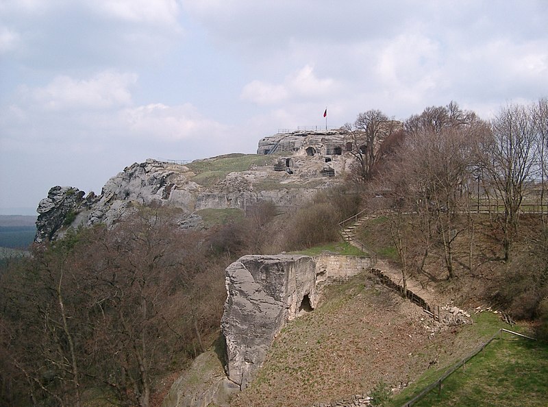 File:Burgruine Regenstein neu.jpg