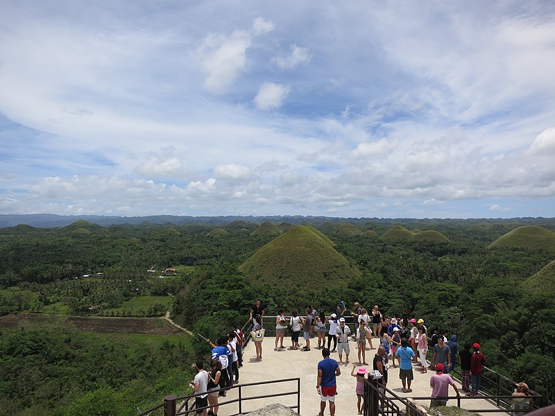 File:Chocolate Hills and tourists.jpg