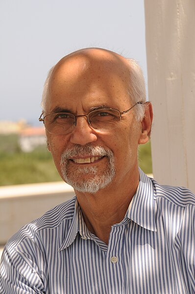 File:Fotis kafatos.jpg