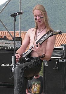 Petri Lindroos performing at the Evolution Festival in 2006.