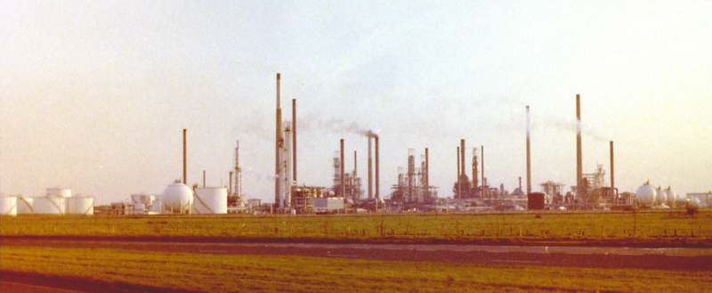 File:Shell Haven oil refinery.tif