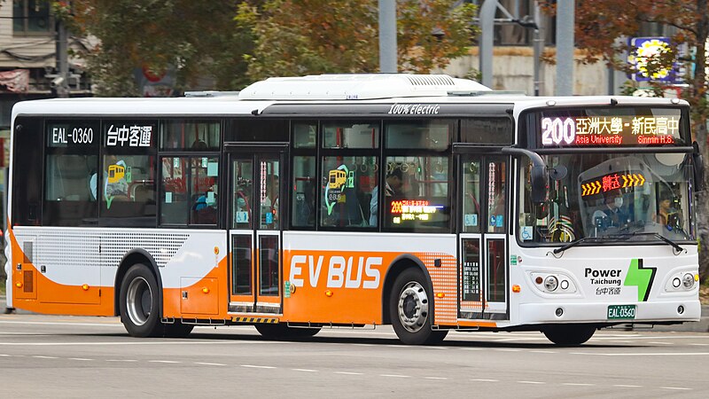 File:Taichung Bus EAL-0360.jpg