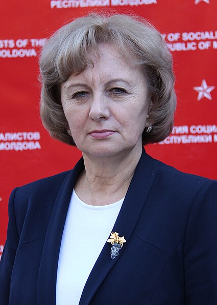 Archivo:Zinaida Greceanîi, 2014 (cropped).jpg