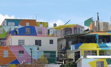 Buildings near the Manatí barrio-pueblo