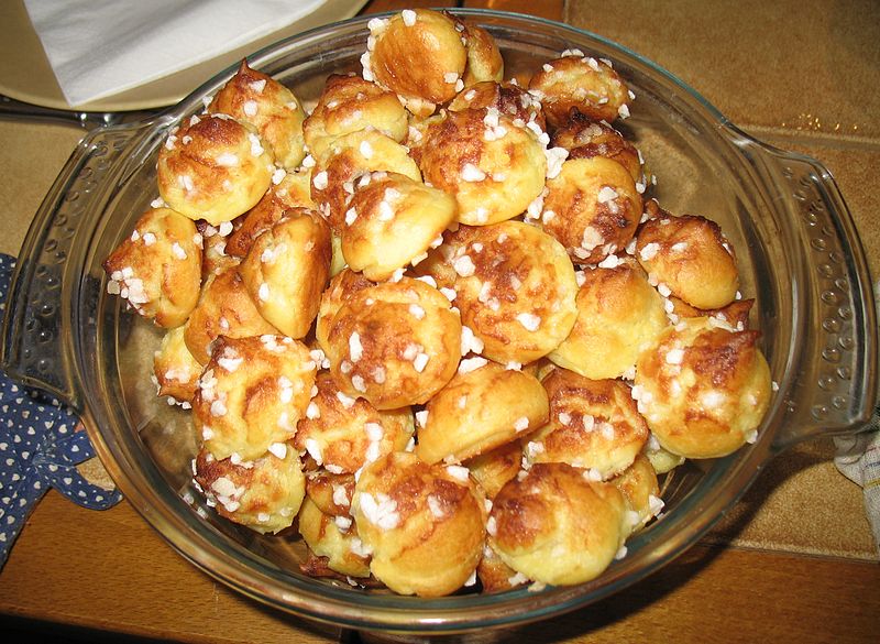 File:Chouquette (cropped).jpg