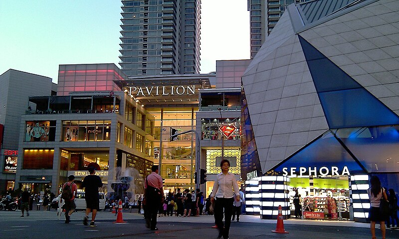 File:Pavilion KL Entrance.jpg