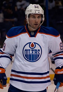 Sam Gagner 2012.jpg