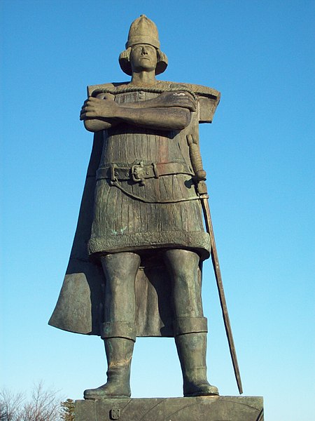 File:Corte-Real statue.jpg