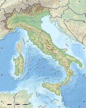 Map showing the location of Parco della Pineta di Appiano Gentile e Tradate