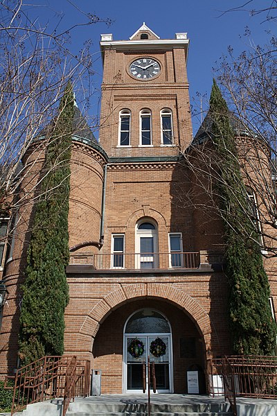 File:Pointe Coupee Courthouse.jpg