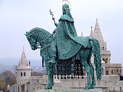 Arquitecto Frigyes Schulek. La estatua ecuestre de San Esteban en el castillo de Buda.