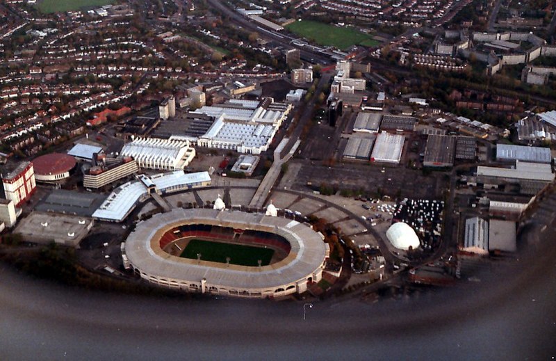 File:The old Wembley Stadium.jpg