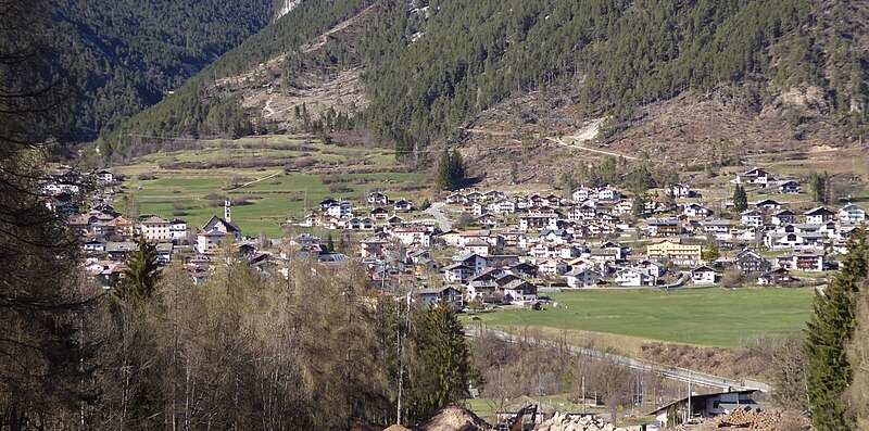 Файл:Vista di Panchià.jpg