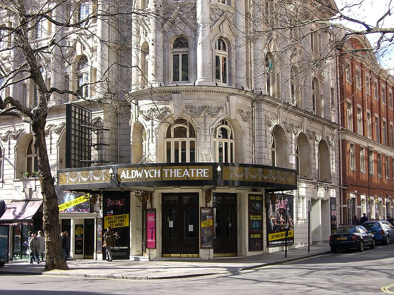 File:Aldwych Theatre 1.jpg