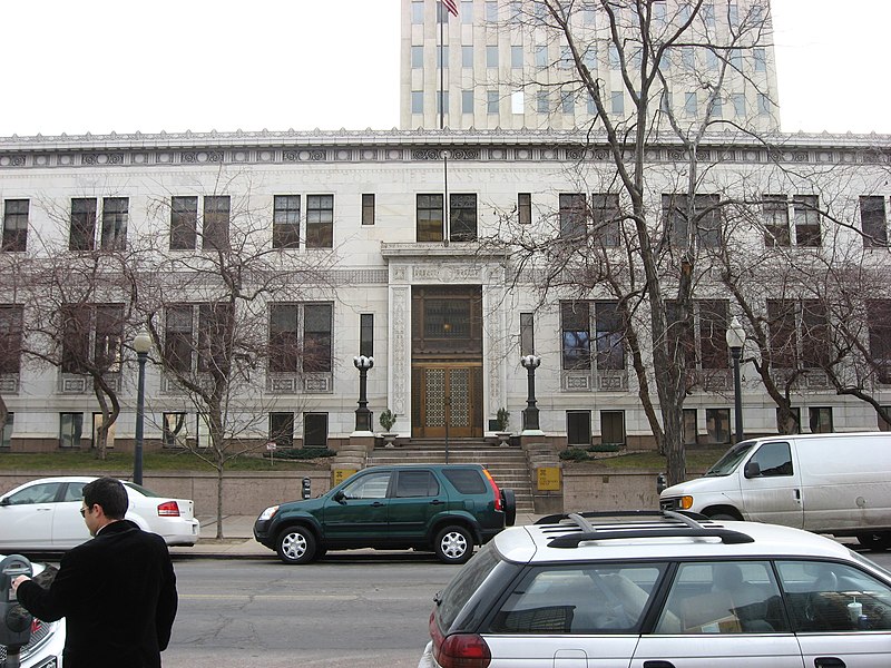 File:Capitol Life Insurance Building.jpg