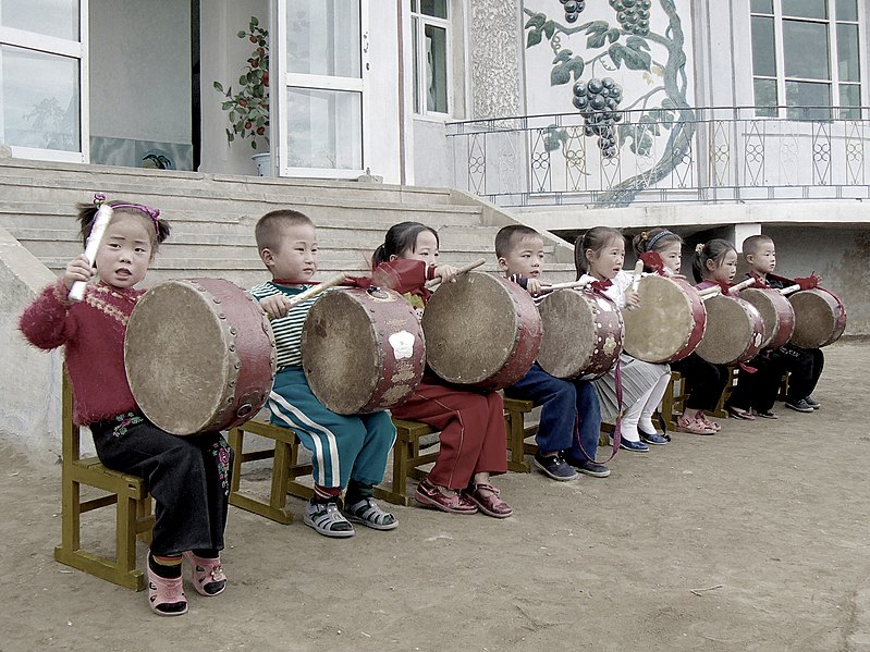 File:Drumming children.jpg