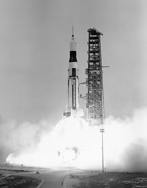 Файл:Saturn SA6 launch.jpg