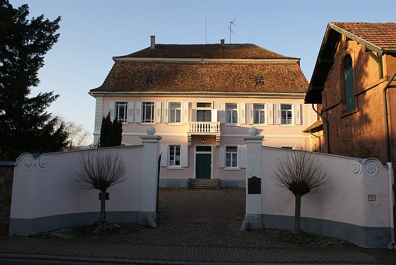 File:Edesheim-Paul Henri Thiry d’Holbach-haus-2.JPG