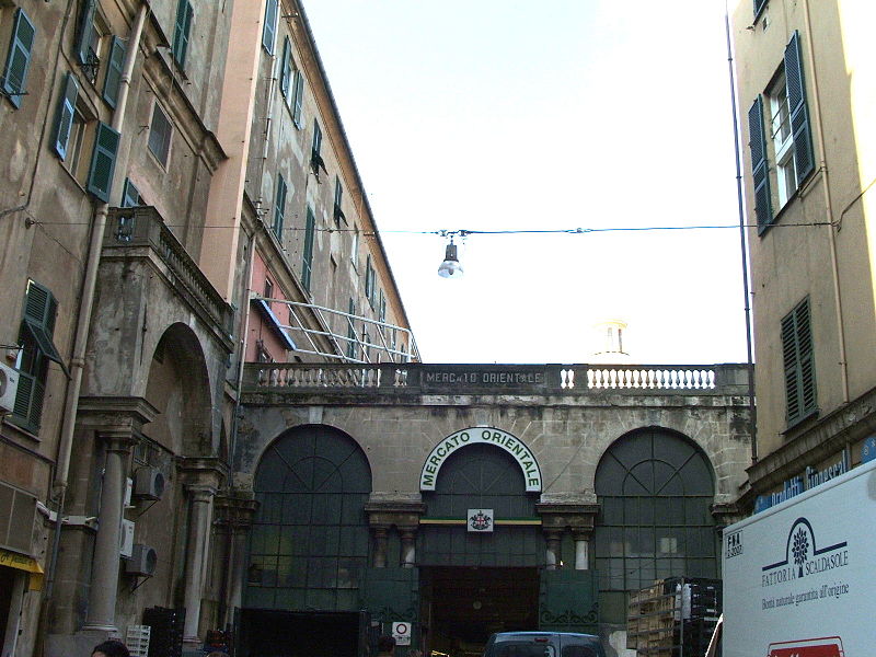 Archivo:Genova-Mercato Orientale.JPG