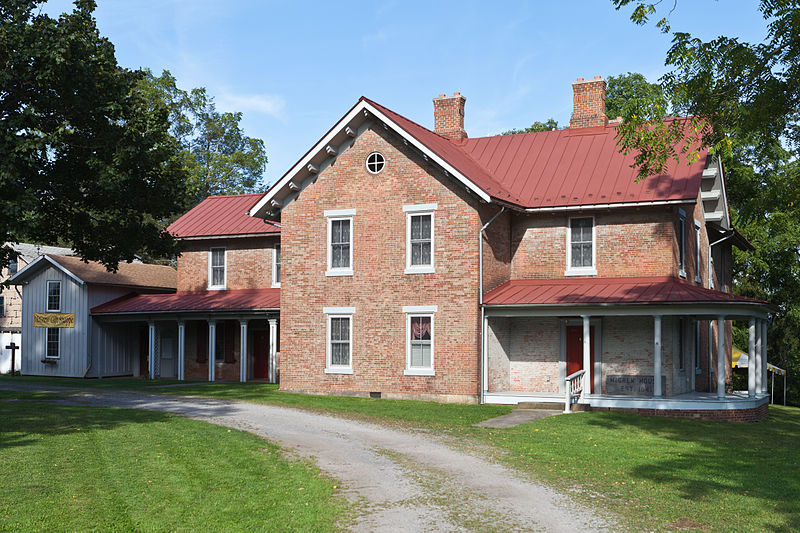 File:James Clark McGrew House.jpg