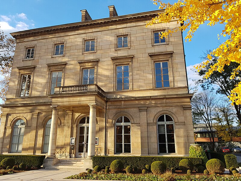 File:Le château de Saint-Ouen.jpg