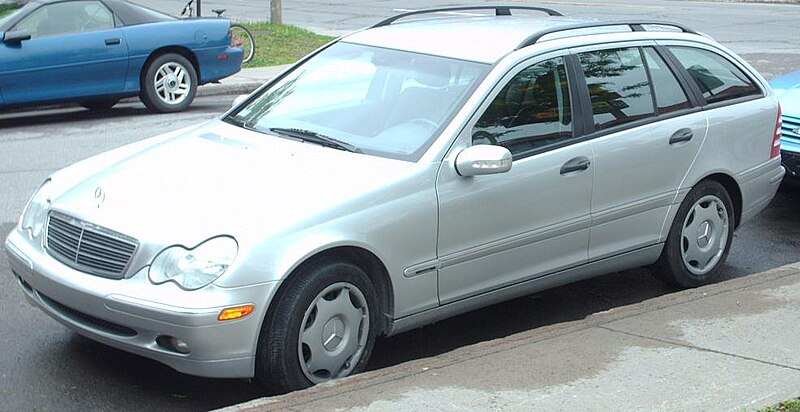 Файл:Mercedes-Benz W203 Wagon.jpg